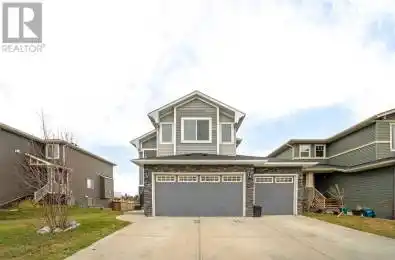 1457 Aldrich Place Carstairs Alberta T0M0N0