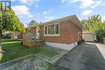 7488 WANLESS Street, Niagara Falls (213 - Ascot), Ontario L2H1C9, 3 Bedrooms Bedrooms, ,2 BathroomsBathrooms,All Houses,For Sale,WANLESS,X9415112