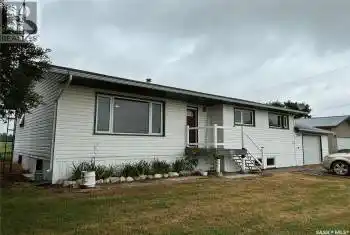 342 Howard STREET, Drake, Saskatchewan S0K1H0, 5 Bedrooms Bedrooms, ,2 BathroomsBathrooms,All Houses,For Sale,342 Howard STREET,SK988013