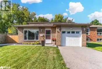 46 PATRICIA Avenue, Barrie, Ontario L4M5S6, 3 Bedrooms Bedrooms, ,2 BathroomsBathrooms,All Houses,For Sale,PATRICIA,40676000