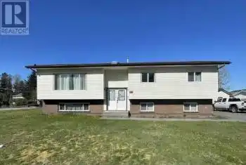 2039 WALNUT Drive, Terrace, British Columbia V8G5J2, 5 Bedrooms Bedrooms, ,3 BathroomsBathrooms,All Houses,For Sale,WALNUT,R2943507