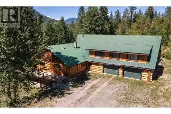 8240 Loakin Bear Creek Road, Chase, British Columbia V0E1M2, 5 Bedrooms Bedrooms, ,3 BathroomsBathrooms,All Houses,For Sale,Chase,Loakin Bear Creek,10327882