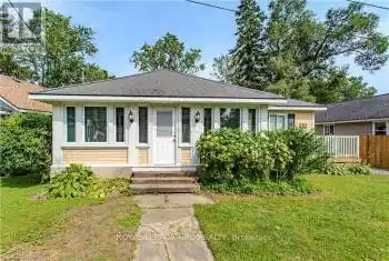 405 CAMBRIDGE Road, Fort Erie (337 - Crystal Beach), Ontario L0S1B0, 3 Bedrooms Bedrooms, ,1 BathroomBathrooms,All Houses,For Sale,CAMBRIDGE,X9415320