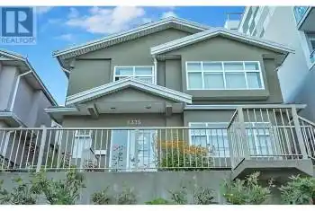 2375 KINGSWAY, Vancouver, British Columbia V5R5G8, 6 Bedrooms Bedrooms, ,4 BathroomsBathrooms,All Houses,For Sale,KINGSWAY,R2943860