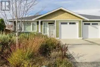 10296 Sparling Place, Sidney, British Columbia V8L3K3, 2 Bedrooms Bedrooms, ,2 BathroomsBathrooms,All Houses,For Sale,Sidney North-East,Sparling,980526