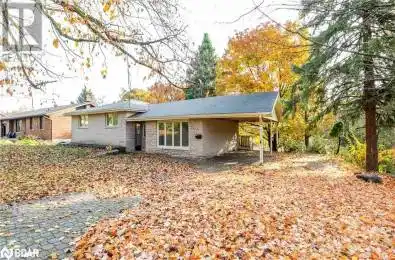 18 KENNEDY Drive Fenelon Falls Ontario K0M1N0