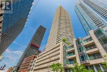 2221 Yonge Street Unit# 5701, Toronto (Mount Pleasant West), Ontario M4S2B4, 2 Bedrooms Bedrooms, ,3 BathroomsBathrooms,Condo,For Rent,Yonge,C10422447