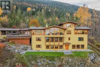 1630 KNOX Road, Nelson, British Columbia V1L6Y6, 5 Bedrooms Bedrooms, ,5 BathroomsBathrooms,All Houses,For Sale,Nelson West/South Slocan,KNOX,10328468