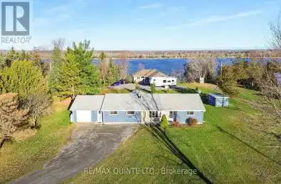 8 Shenendoah Road Prince Edward County (Sophiasburgh) Ontario K0K2T0