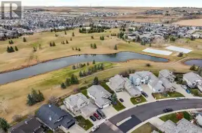 605 Woodside Court Airdrie Alberta T4B2W2