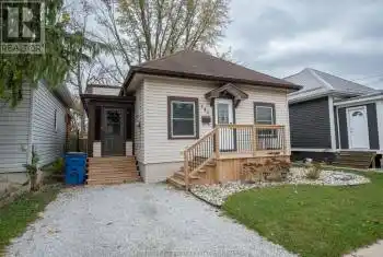 196 HARVEY Street, Chatham, Ontario N7M1M7, 3 Bedrooms Bedrooms, ,1 BathroomBathrooms,All Houses,For Sale,HARVEY,24027727