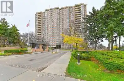 100 County Court Boulevard Unit# 706 Brampton (Fletcher's Creek South