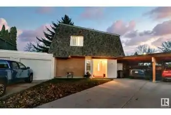 7 GREENFIELD ES, St. Albert, Alberta T8N2G2, 4 Bedrooms Bedrooms, ,3 BathroomsBathrooms,All Houses,For Sale,Grandin,7 GREENFIELD ES,E4413639