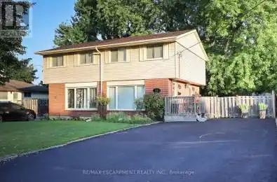 11 Westlake Lane St. Catharines (443 - Lakeport) Ontario L2N4C9