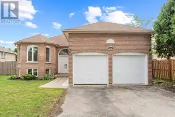 3163 FLETCHER Crescent, Windsor, Ontario N9E4M8, 5 Bedrooms Bedrooms, ,3 BathroomsBathrooms,All Houses,For Sale,FLETCHER,24027719