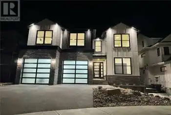 5533 Foothill Court, Kelowna, British Columbia V1W0C4, 5 Bedrooms Bedrooms, ,5 BathroomsBathrooms,All Houses,For Sale,Kettle Valley,Foothill,10327309