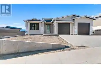 1143 Elk Street, Penticton, British Columbia V2A0C9, 5 Bedrooms Bedrooms, ,4 BathroomsBathrooms,All Houses,For Sale,Columbia/Duncan,Elk,10323086