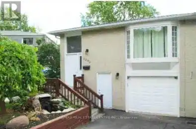 1290 Consort Crescent Burlington (Palmer) Ontario L7M1J7