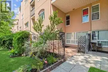 3060 Constitution Boulevard Unit# 270, Mississauga (Applewood), Ontario L4Y3X8, 3 Bedrooms Bedrooms, ,1 BathroomBathrooms,All Houses,For Sale,Constitution,W10425794