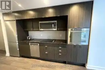 10 York Street Unit# 1311, Toronto (Waterfront Communities), Ontario M5J0E1, 1 Bedroom Bedrooms, ,1 BathroomBathrooms,Condo,For Sale,York,C10425807