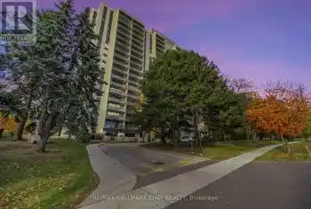 260 Seneca Hill Drive Unit# 304, Toronto (Don Valley Village), Ontario M2J4S6, 3 Bedrooms Bedrooms, ,2 BathroomsBathrooms,Condo,For Sale,Seneca Hill,C10426147