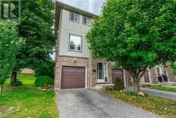 384 LIMERIDGE Road Unit# 11, Hamilton, Ontario L9A2S7, 3 Bedrooms Bedrooms, ,3 BathroomsBathrooms,All Houses,For Sale,LIMERIDGE,40678297