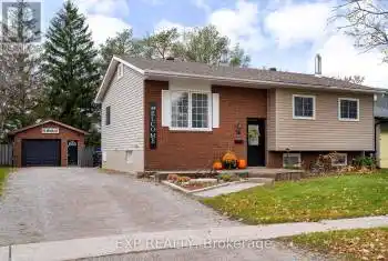 38 Centennial Ave, Springwater, Ontario L0L 1P0, 3 Bedrooms Bedrooms, 11 Rooms Rooms,2 BathroomsBathrooms,All Houses,Sold,Centennial,S10427413