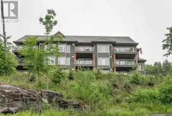 4 Tree Tops Lane Unit# 102, Huntsville, Ontario P1H0B8, 2 Bedrooms Bedrooms, ,2 BathroomsBathrooms,Condo,For Sale,Tree Tops,X10427457