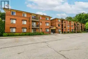 25 Meadow Lane Unit# 104, Barrie (Ardagh), Ontario L4N7K2, 2 Bedrooms Bedrooms, ,1 BathroomBathrooms,Condo,For Sale,Meadow,S10379136