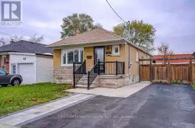 24 Leahurst Drive Toronto (Clairlea-Birchmount) Ontario M1L2C2