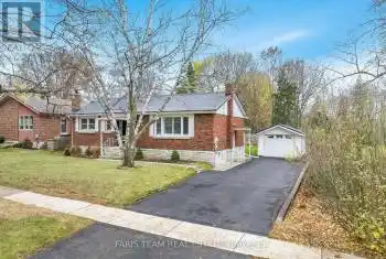 132 Rodney Street, Barrie (Codrington), Ontario L4M4C7, 3 Bedrooms Bedrooms, ,2 BathroomsBathrooms,All Houses,For Sale,Rodney,S10428768