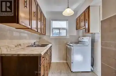 3568 Dufferin Street Unit# Lower Toronto (Downsview-Roding-CFB) Ontari