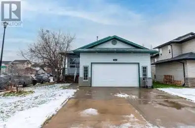 9701 67 Avenue Unit# 9701 Grande Prairie Alberta T8W2W2