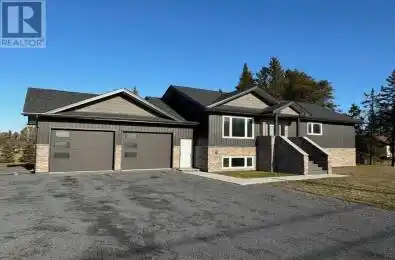 1825 Rosslyn RD Thunder Bay Ontario P7K1J2