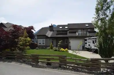 46052 BRIDLE RIDGE Crescent Chilliwack British Columbia V2R5W2