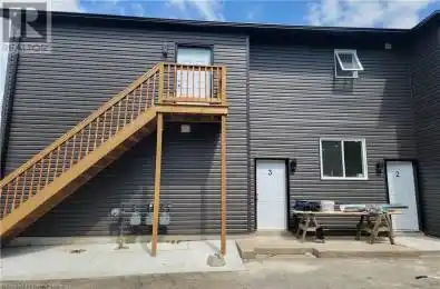 103 PEEL Street Brantford Ontario N3S5M3