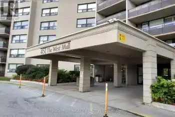 451 The West Mall Unit# 920, Toronto (Etobicoke West Mall), Ontario M9C1G1, 1 Bedroom Bedrooms, ,1 BathroomBathrooms,Condo,For Sale,The West Mall,W10431297