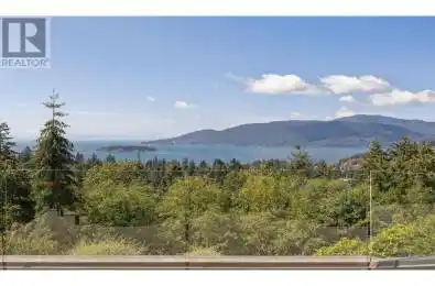 5307 ASPEN Drive West Vancouver British Columbia V7W3C8