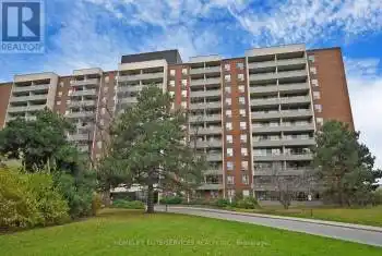 9 Four Winds Drive Unit# 913, Toronto (York University Heights), Ontario M3J2S8, 2 Bedrooms Bedrooms, ,1 BathroomBathrooms,Condo,For Sale,Four Winds,W10431397