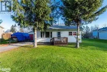 9 MOUNTAIN Avenue, Tay (Waubaushene), Ontario L0K2C0, 2 Bedrooms Bedrooms, ,1 BathroomBathrooms,All Houses,For Sale,MOUNTAIN,S10440350