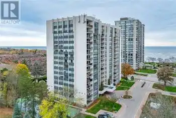 2175 MARINE Drive Unit# 202, Oakville (1001 - BR Bronte), Ontario L6L5L5, 2 Bedrooms Bedrooms, ,1 BathroomBathrooms,Condo,For Sale,MARINE,W10433005