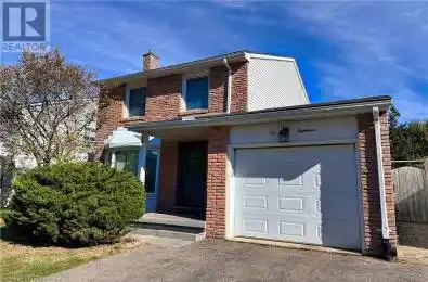 118 ROLLING MEADOWS Drive Kitchener Ontario N2N1V8