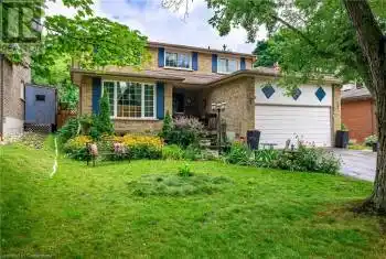 62 BRIDLEWOOD Drive, Dundas, Ontario L9H6H4, 6 Bedrooms Bedrooms, ,4 BathroomsBathrooms,All Houses,For Sale,BRIDLEWOOD,40679567