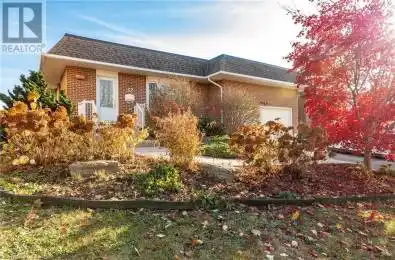 32 AUDUBON Street Stoney Creek Ontario L8J1J7