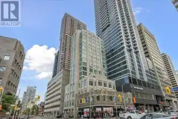 409 Bloor Street Unit# PH 3, Toronto (Rosedale-Moore Park), Ontario M4W3T2, 5 Bedrooms Bedrooms, ,3 BathroomsBathrooms,Condo,For Rent,Bloor,C10378118