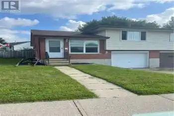 1044 Cree Avenue, Woodstock, Ontario N4T1A2, 3 Bedrooms Bedrooms, ,2 BathroomsBathrooms,All Houses,For Rent,Cree,X10441493