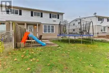 43 METCALFE Crescent Unit# C, Brantford, Ontario N3R2L7, 3 Bedrooms Bedrooms, ,2 BathroomsBathrooms,All Houses,For Sale,METCALFE,40668889