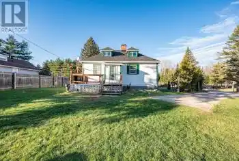 14633 HIGHWAY 60 Highway, Killaloe, Hagarty and Richards, Ontario K0J2A0, 4 Bedrooms Bedrooms, ,1 BathroomBathrooms,All Houses,For Sale,Killaloe,HIGHWAY 60,X10635216