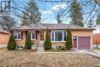 15 East Ave, New Tecumseth, Ontario L9R 1X3, 3 Bedrooms Bedrooms, 6 Rooms Rooms,1 BathroomBathrooms,All Houses,Rented,East,N10845346