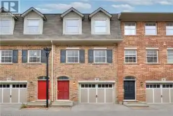 8 CHELTENHAM Mews, Kitchener, Ontario N2H0B2, 2 Bedrooms Bedrooms, ,2 BathroomsBathrooms,All Houses,For Sale,CHELTENHAM,40678272